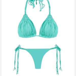 PQ Swim Turquoise Bikini Set!! NWT! Never worn!! Size M bottom, D-cup in the top